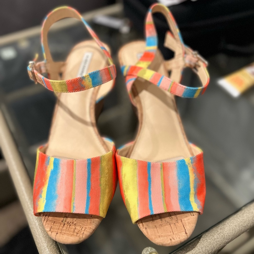 Colorful Wedge